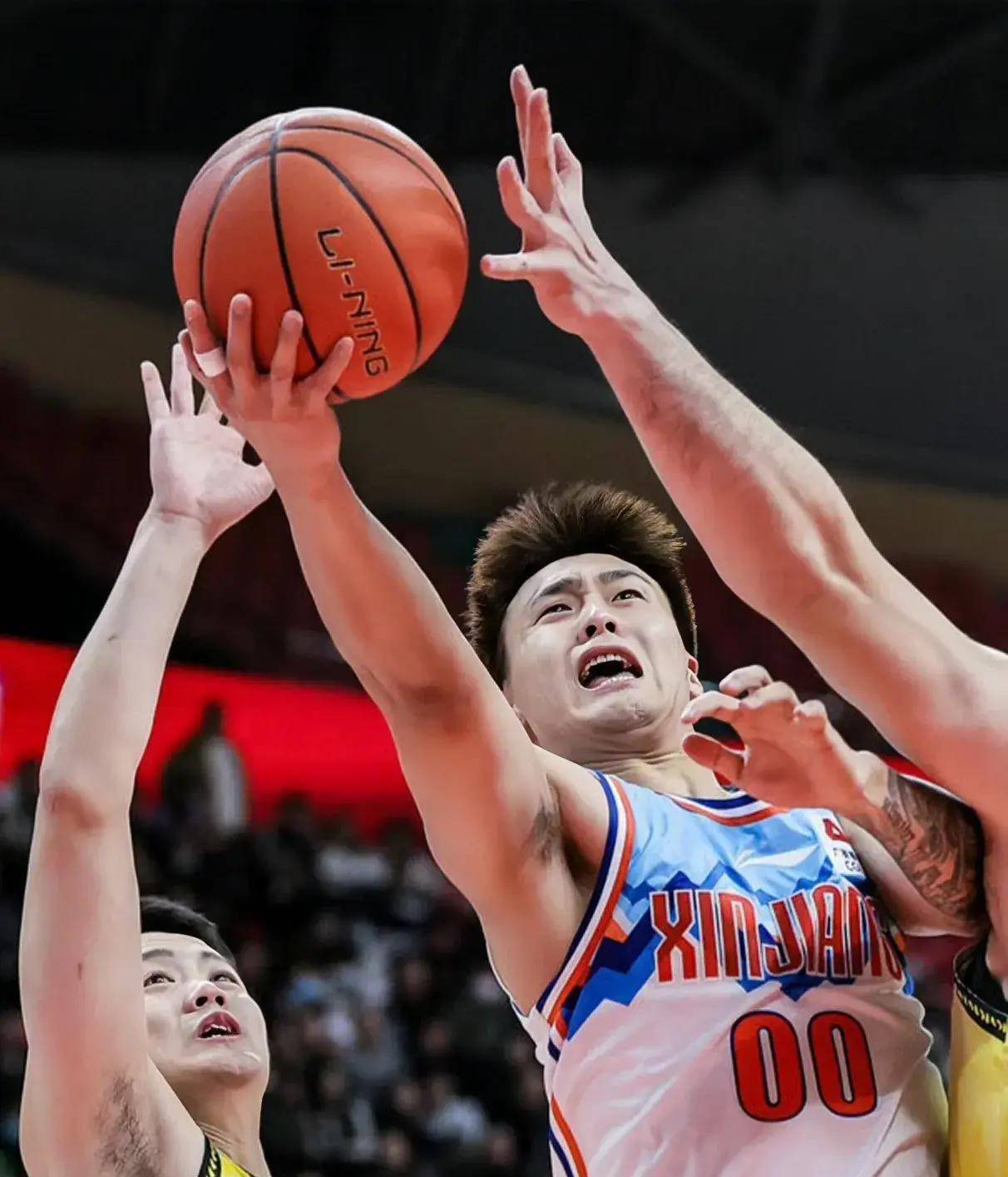 LOL竞猜电竞 -冲刺阶段纽卡斯尔调整名单以备德甲，状态回暖环节打磨，压力陡增，团队化学反应显著的简单介绍