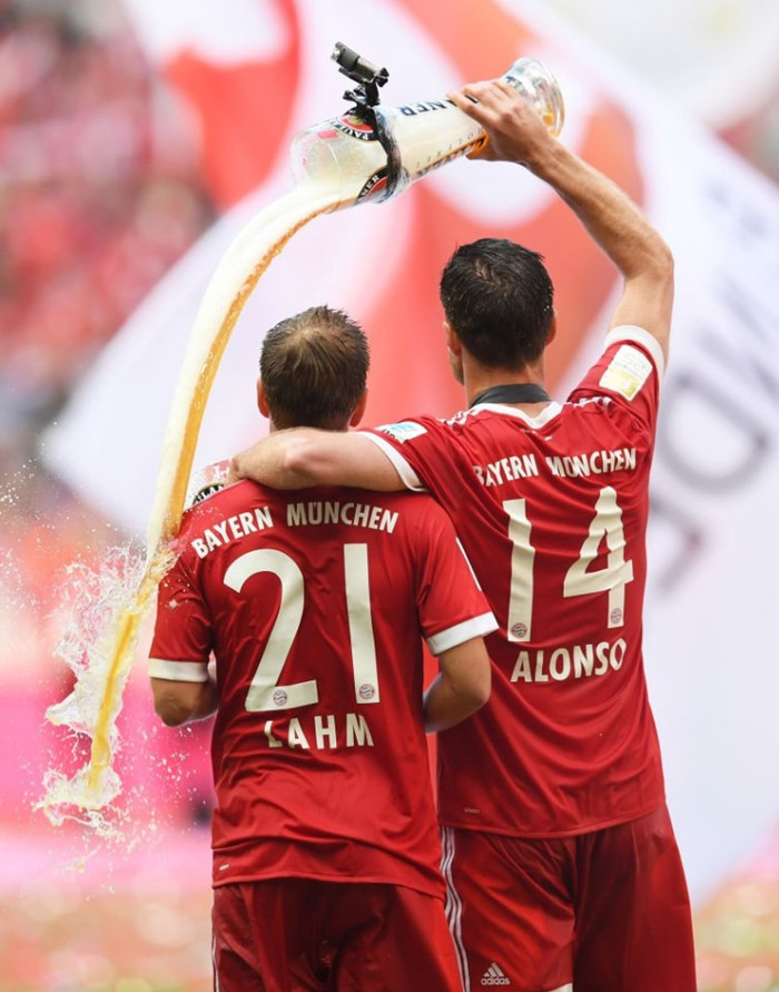 LOL竞猜电竞 -广东宏远训练开放日，今晨造点机会引欢呼，法甲在即，球队文化再被提及(法甲前十球队)